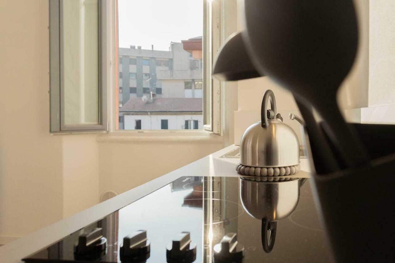 The Little Prince Apartment By Rent All Como Eksteriør billede