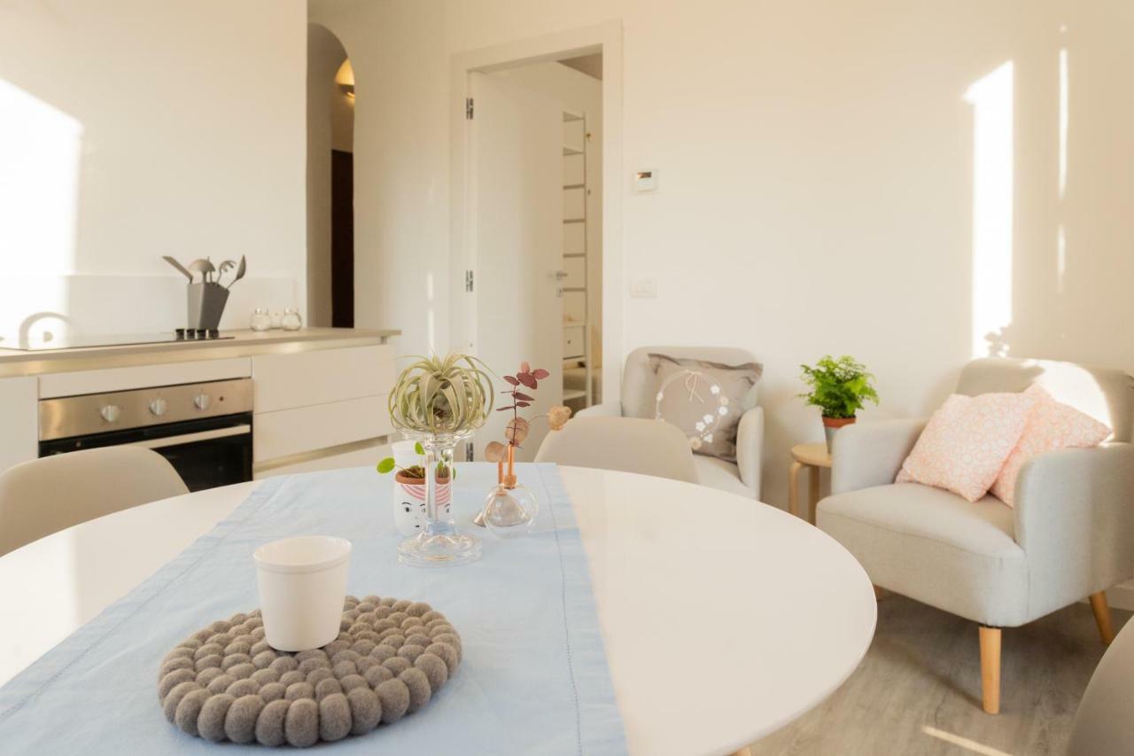 The Little Prince Apartment By Rent All Como Eksteriør billede