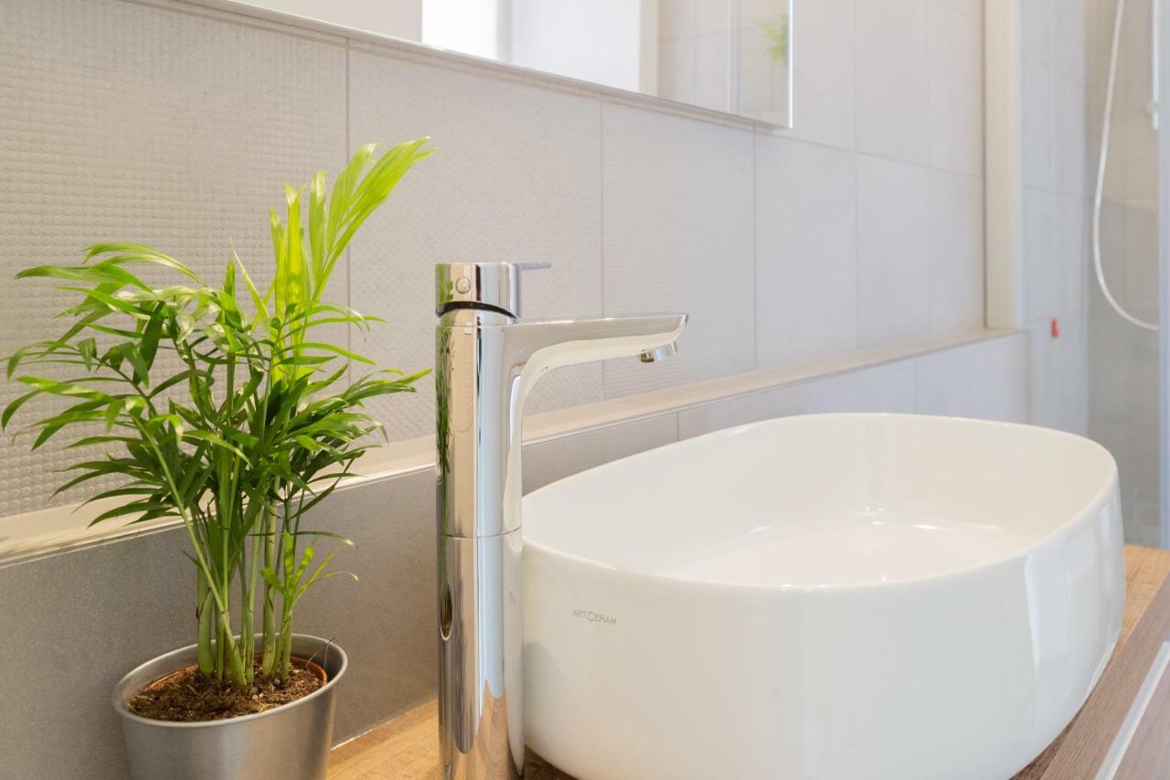 The Little Prince Apartment By Rent All Como Eksteriør billede